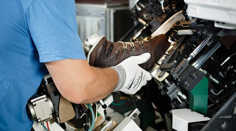 Erfolgsgeschichte - LOWA Schuhe AG - Informatec